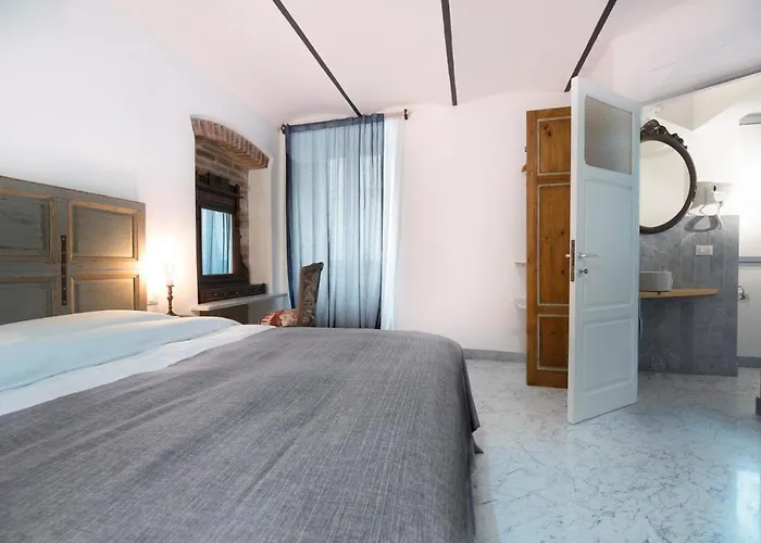 Bed and Breakfast Carrara Bella